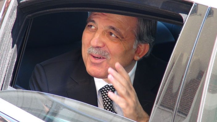 Abdullah Gül'den Süleyman Seba jesti