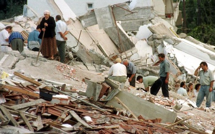 Türkiye'yi sarsan 17 Ağustos'ta neler olmuştu