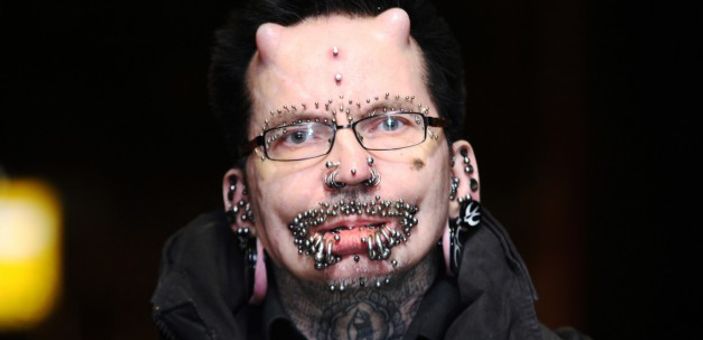 THY uçağında piercing'li yolcu krizi