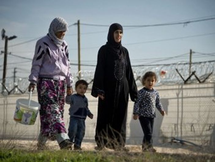 500 Suriyeli ülkelerine döndü