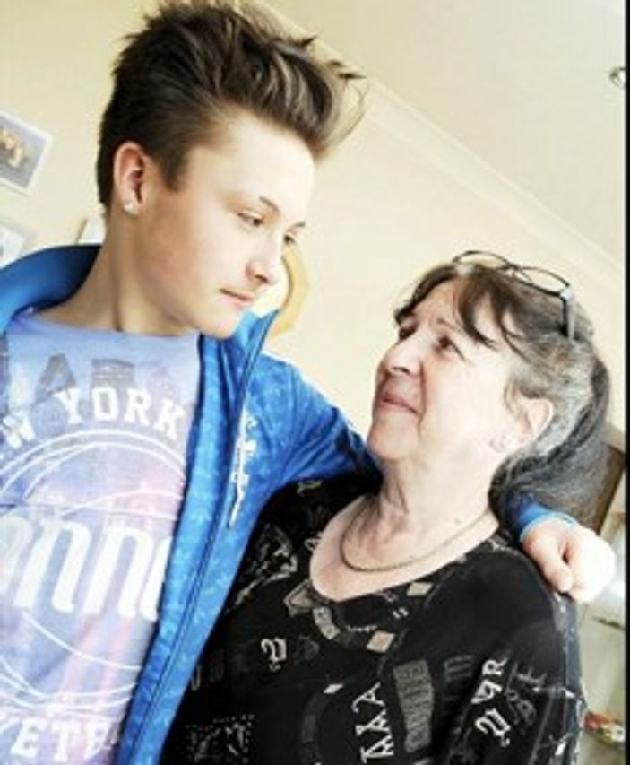 Ayağı su toplayan çocuk ölümden döndü