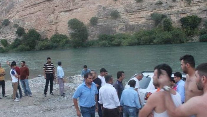 Siirt'te piknikçiler baraj suyuna kapıldı