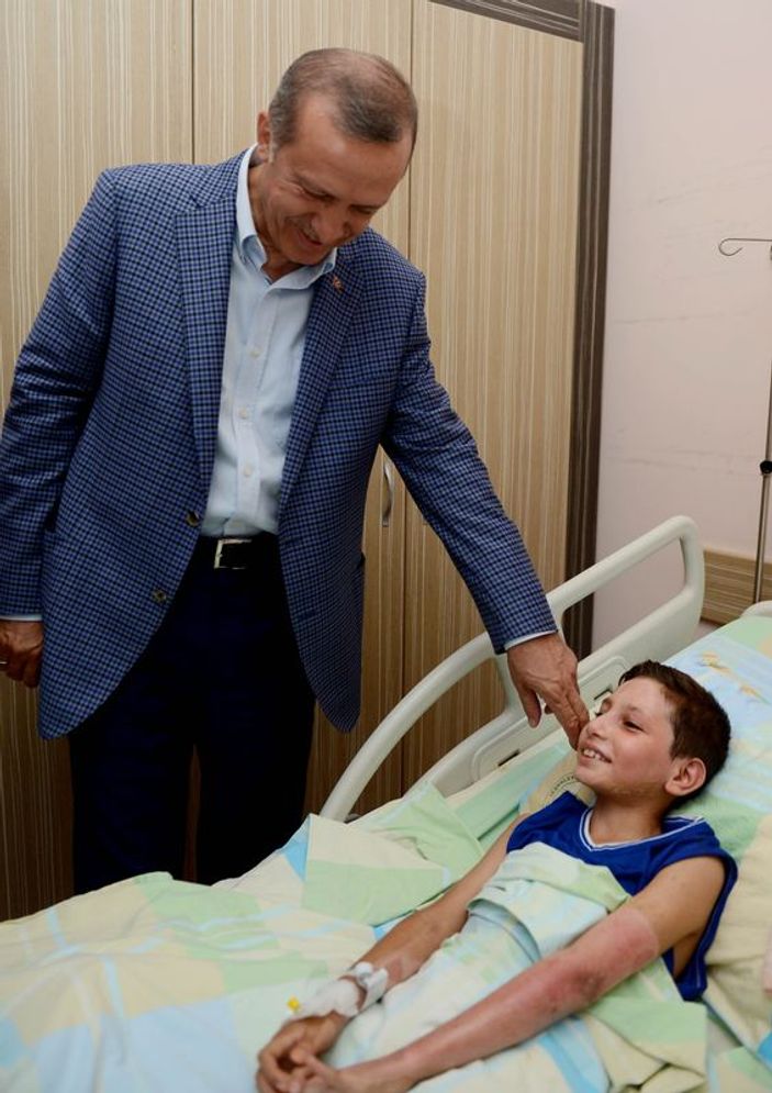 Erdoğan Gazzeli yaralıları ziyaret etti