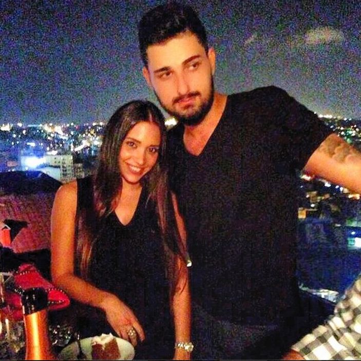 İdo Tatlıses şampanya patlattı