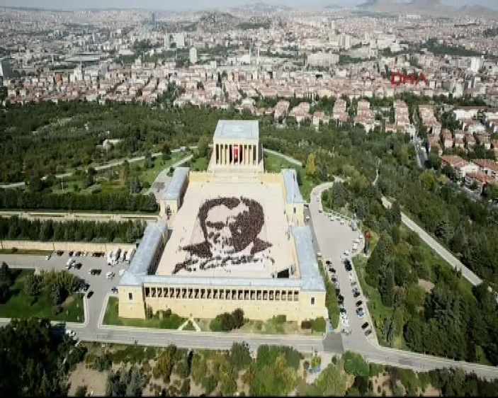 Anıtkabir'de rekor denemesi İZLE