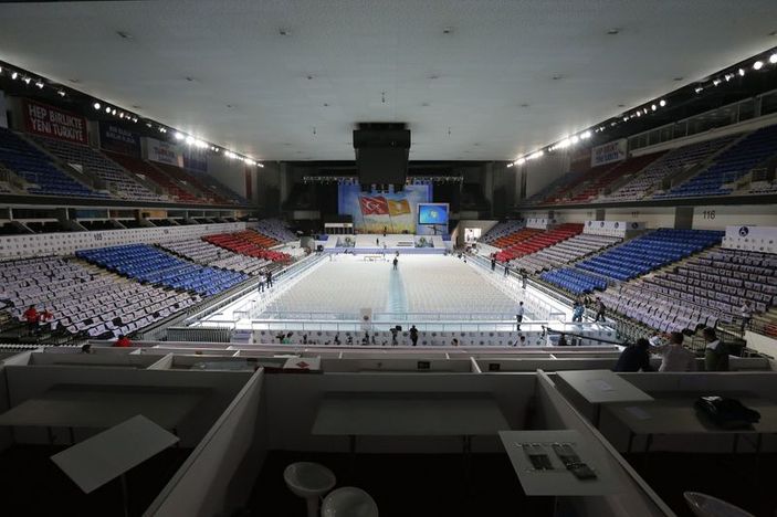 AK Parti'de tarihi kongre İZLE