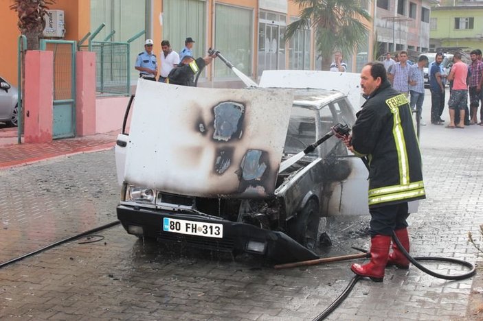 Osmaniye'de seyir halindeki araçta yangın çıktı