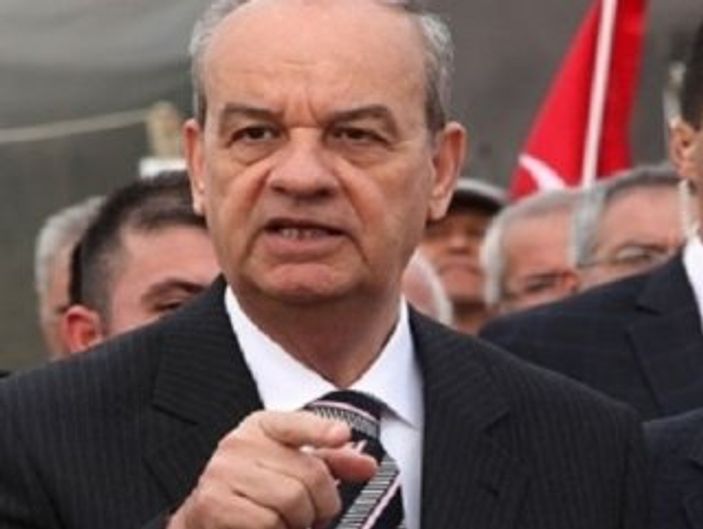 Başbuğ: Atatürk içkiyi ilaç olarak içerdi İZLE