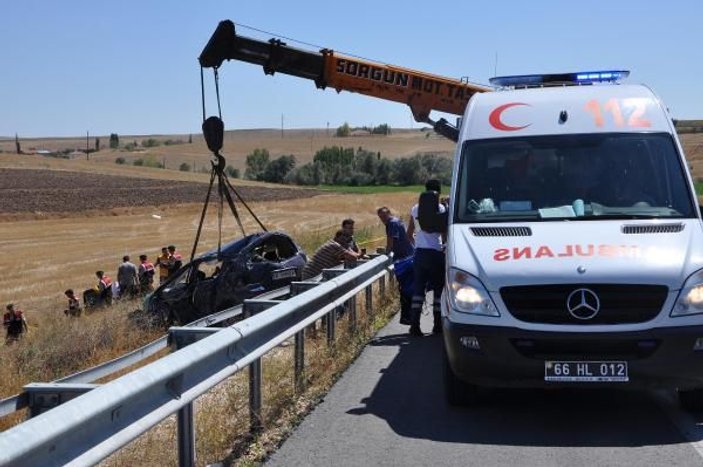 Yozgat'ta bir otomobil şarampole yuvarlandı: 4 ölü