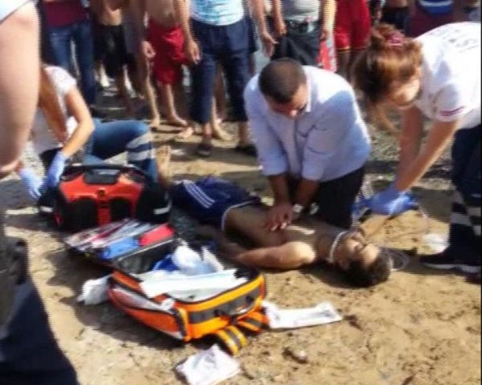 Bostancı sahilinde bir Suriyeli boğulma tehlikesi geçirdi