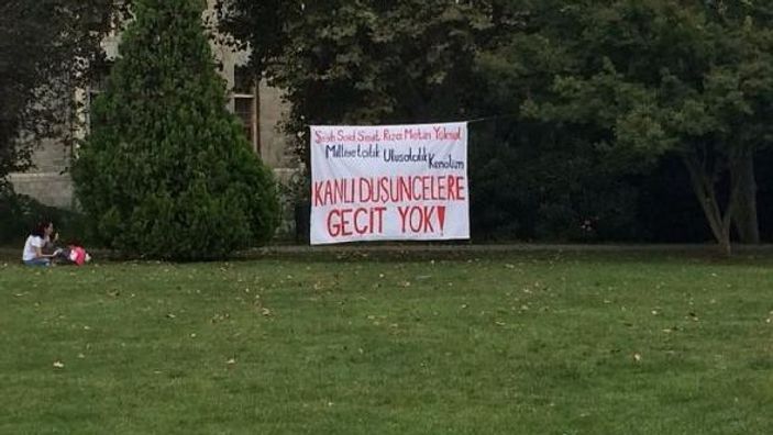 Boğaziçi Üniversitesi'nde pankart savaşı
