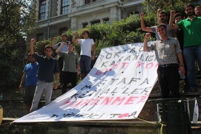 Boğaziçi Üniversitesi'nde pankart savaşı