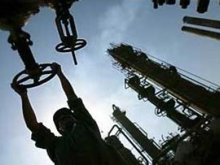 Irak hükümetinden Kürt petrolüne yeni dava