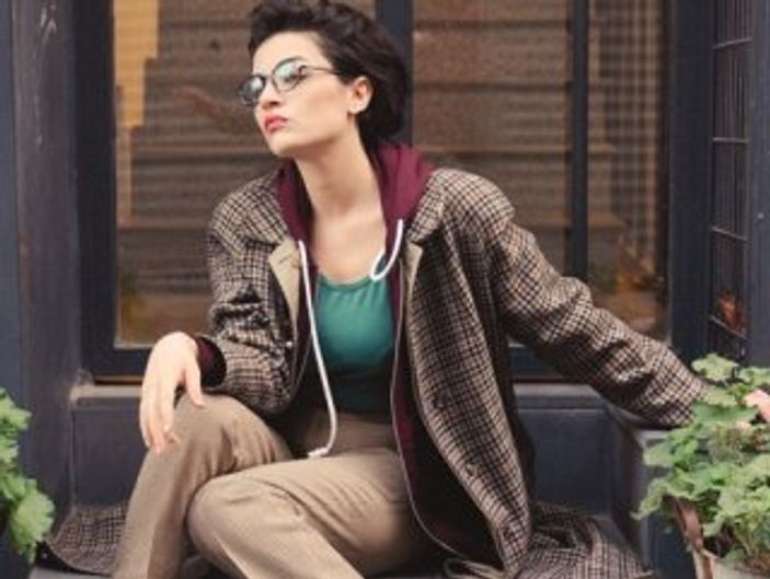 Gonca Vuslateri sevgilisiyle fotoğrafını paylaştı