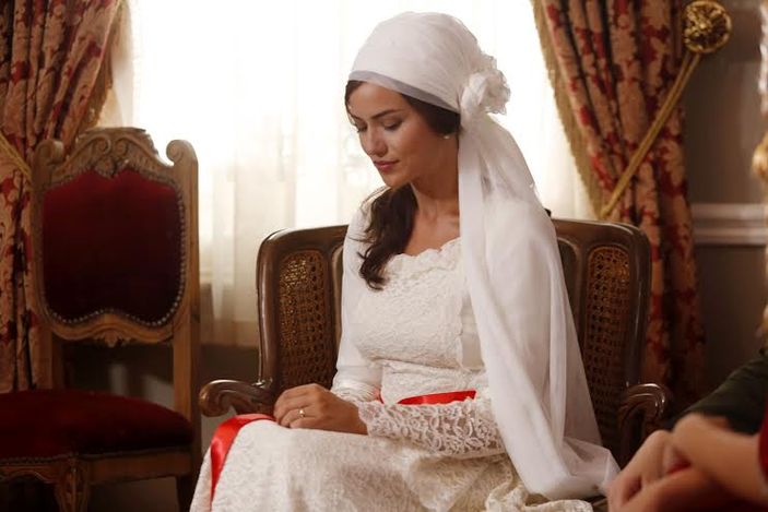 Kurt Seyit'in Mürvet'i Fahriye Evcen oldu İZLE