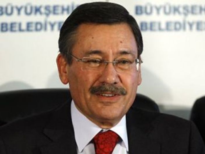 Melih Gökçek kendisini eleştirenlere yanıt verdi