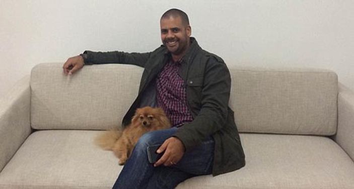 Avustralya'da bir kişi iPhone için eline çip taktırdı