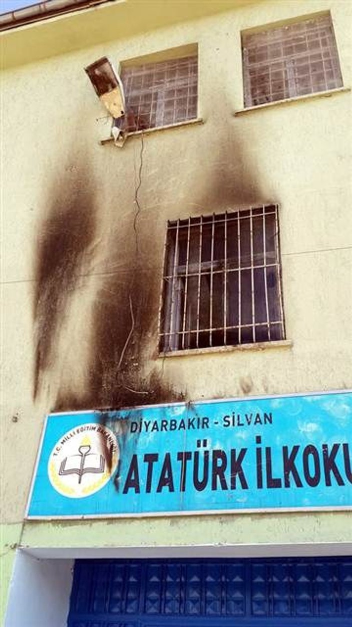 PKK'dan  Diyarbakır'daki 8 okula molotoflu saldırı