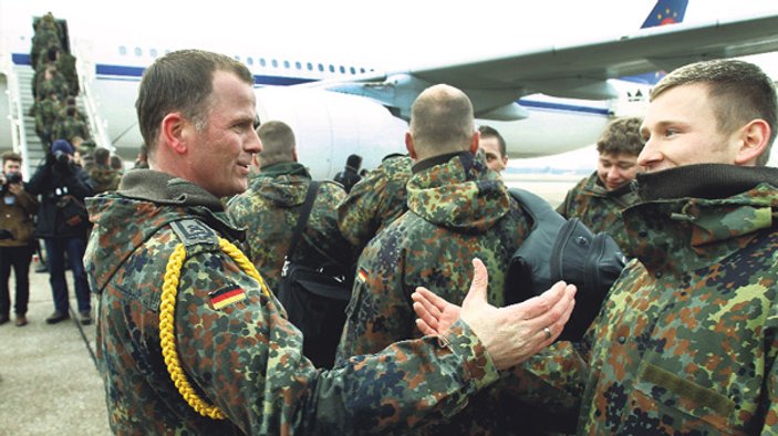 Almanya Kuzey Irak'a asker yolluyor