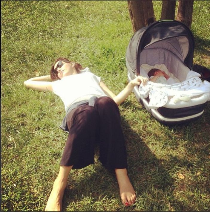 Hande Ataizi anneliği anlattı İZLE