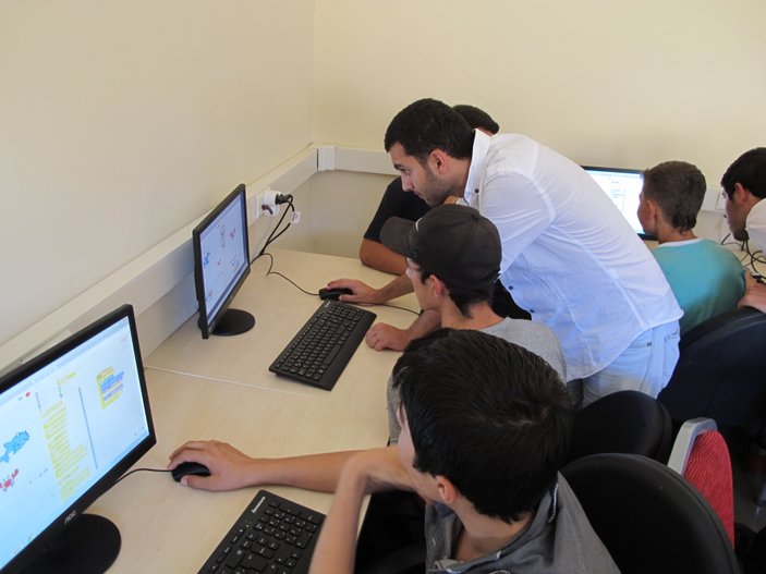 Mardin'de öğrenciler oyunlarını kendileri hazırlıyor