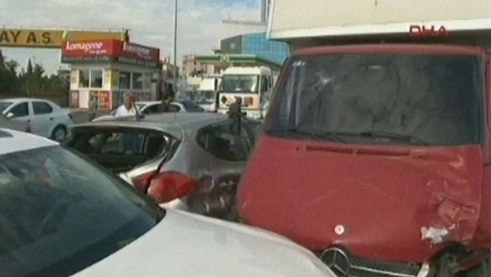 D-100 Karayolu'nda zincirleme trafik kazası