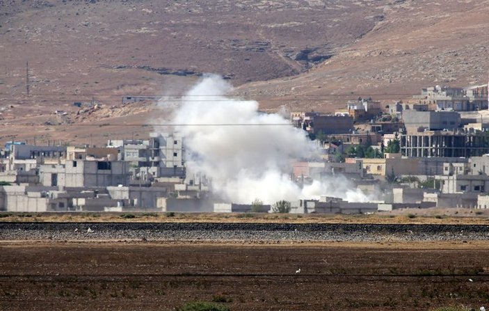 IŞİD Kobani'deki bazı köyleri ele geçirdi İZLE