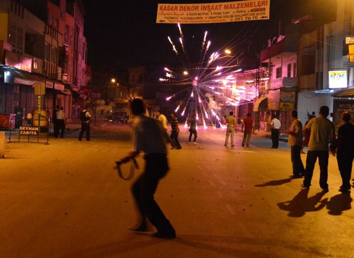 IŞİD bahanesiyle Türkiye genelinde izinsiz gösteriler