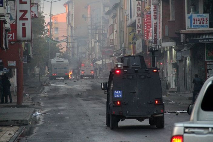 IŞİD bahanesiyle Türkiye genelinde izinsiz gösteriler