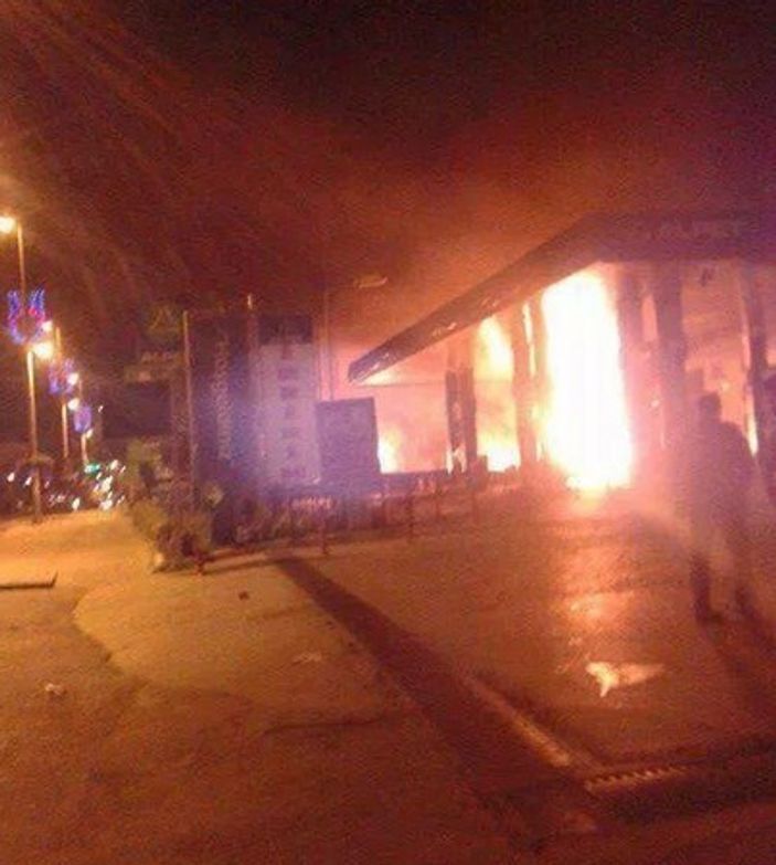 Türkiye genelinde izinsiz Kobani eylemleri