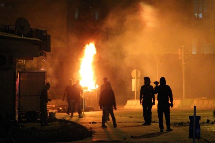 IŞİD bahanesiyle Türkiye genelinde izinsiz gösteriler