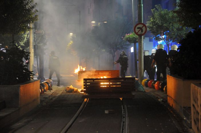 IŞİD bahanesiyle Türkiye genelinde izinsiz gösteriler