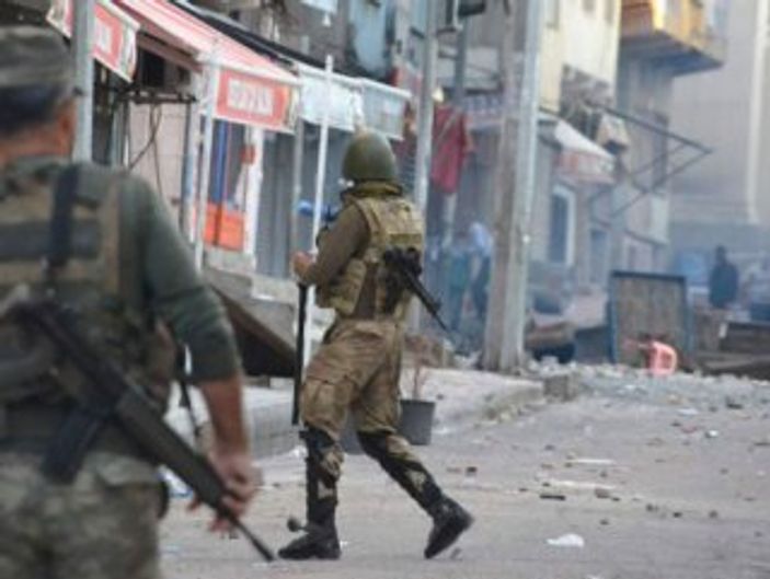 Nusaybin'de jandarma karakoluna saldırı