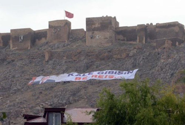 Bayburt'ta Erdoğan'ı gülümseten afiş