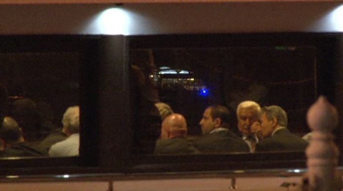 Eski AK Partililerle gazetecilerin gizli tekne toplantısı İZLE