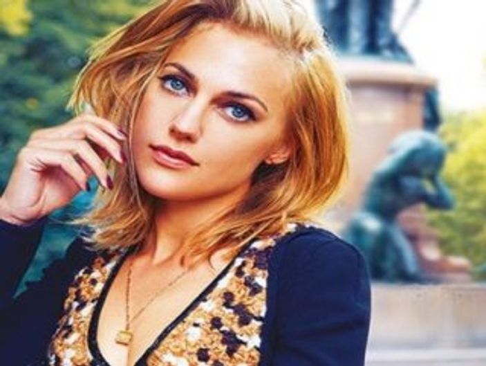 MERYEM UZERLİ