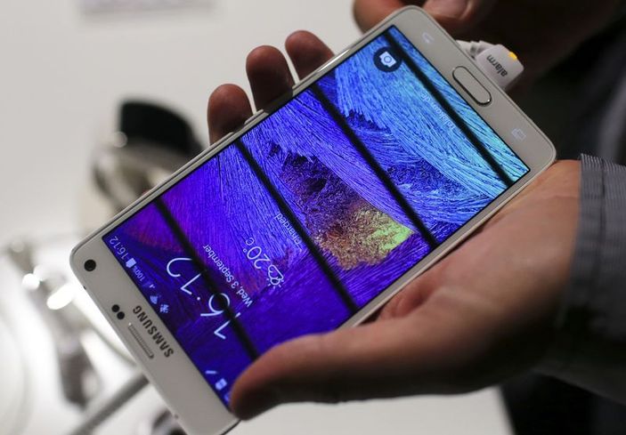 Samsung Galaxy Note 4 Türkiye'de satışa sunuldu