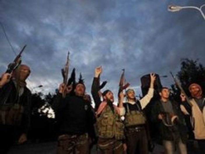 ÖSO'dan Kobani'ye 1300 kişilik kuvvet