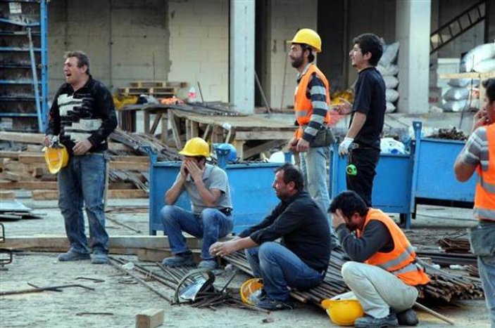 Kadıköy'de rezidans inşaatında iskele çöktü: 1 ölü