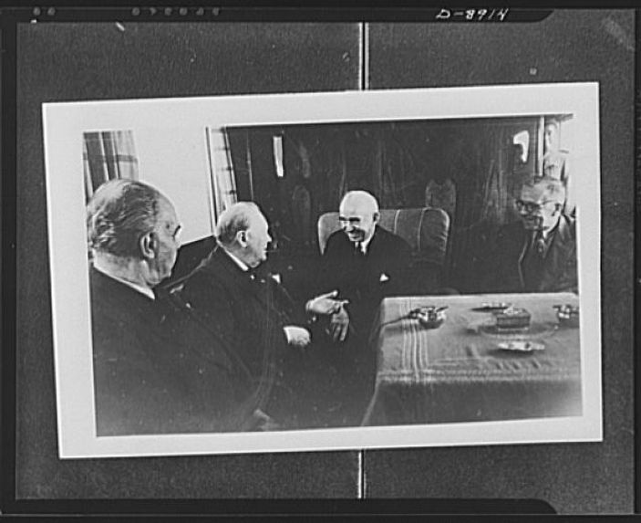 Kılıçdaroğlu Churchill'in torunlarıyla buluşacak