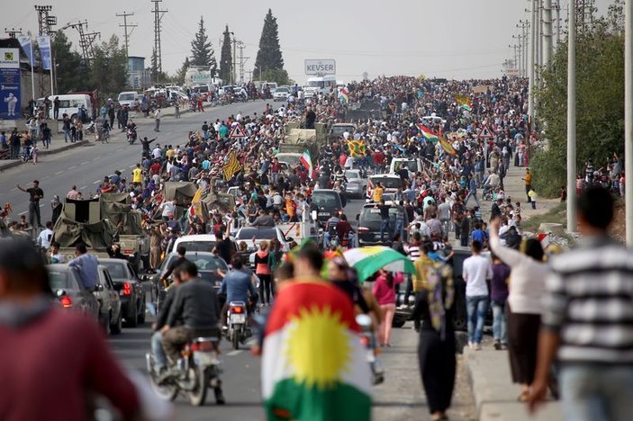 Peşmerge IŞİD'le savaşmak için Kobani'de