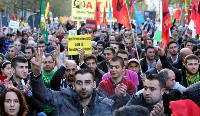 Avrupa'da Kobani yürüyüşleri