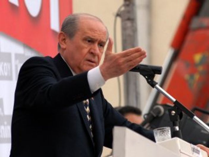Devlet Bahçeli'den peşmerge eleştirisi