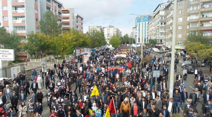 HDP'nin çağrısıyla Kobani'ye destek için toplandılar