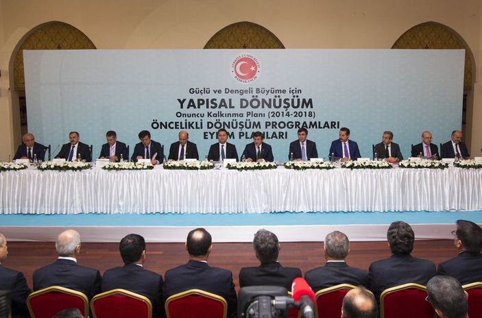 Başbakan Davutoğlu yeni ekonomi paketini açıkladı