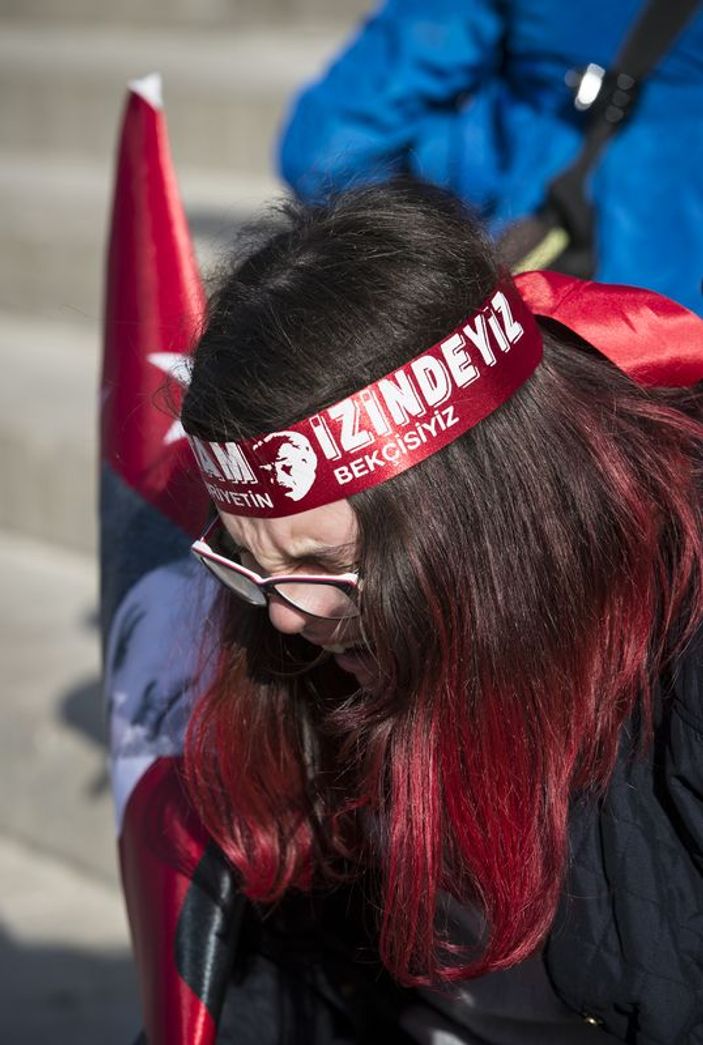 On binler Anıtkabir'e akın etti