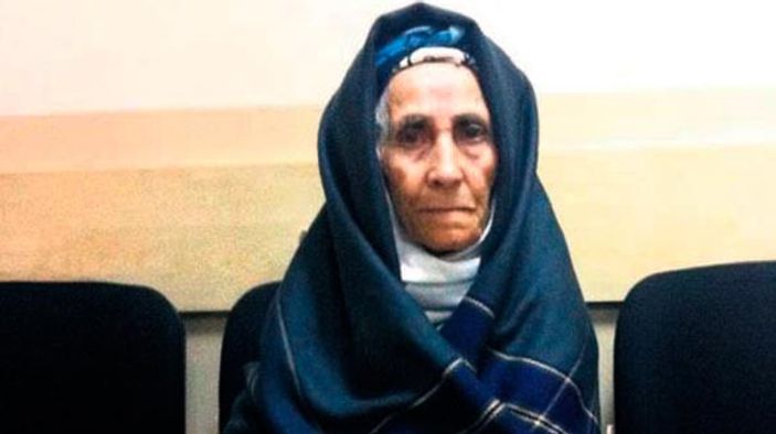 Alzheimerlı anneyi 7 çocuğu da reddetti