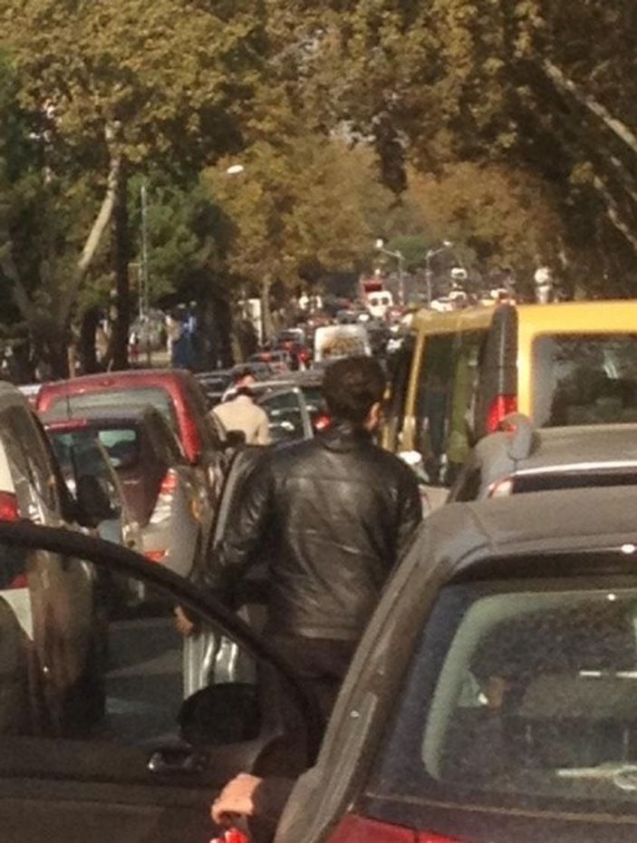 Saat 9'u 5 geçe Türkiye'de hayat durdu İZLE