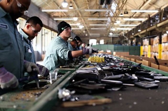 Eskiyen cep telefonları nereye gider