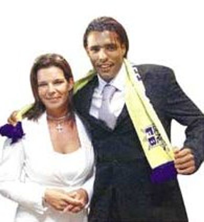 İki esmerin sarışın çocuğu olur mu